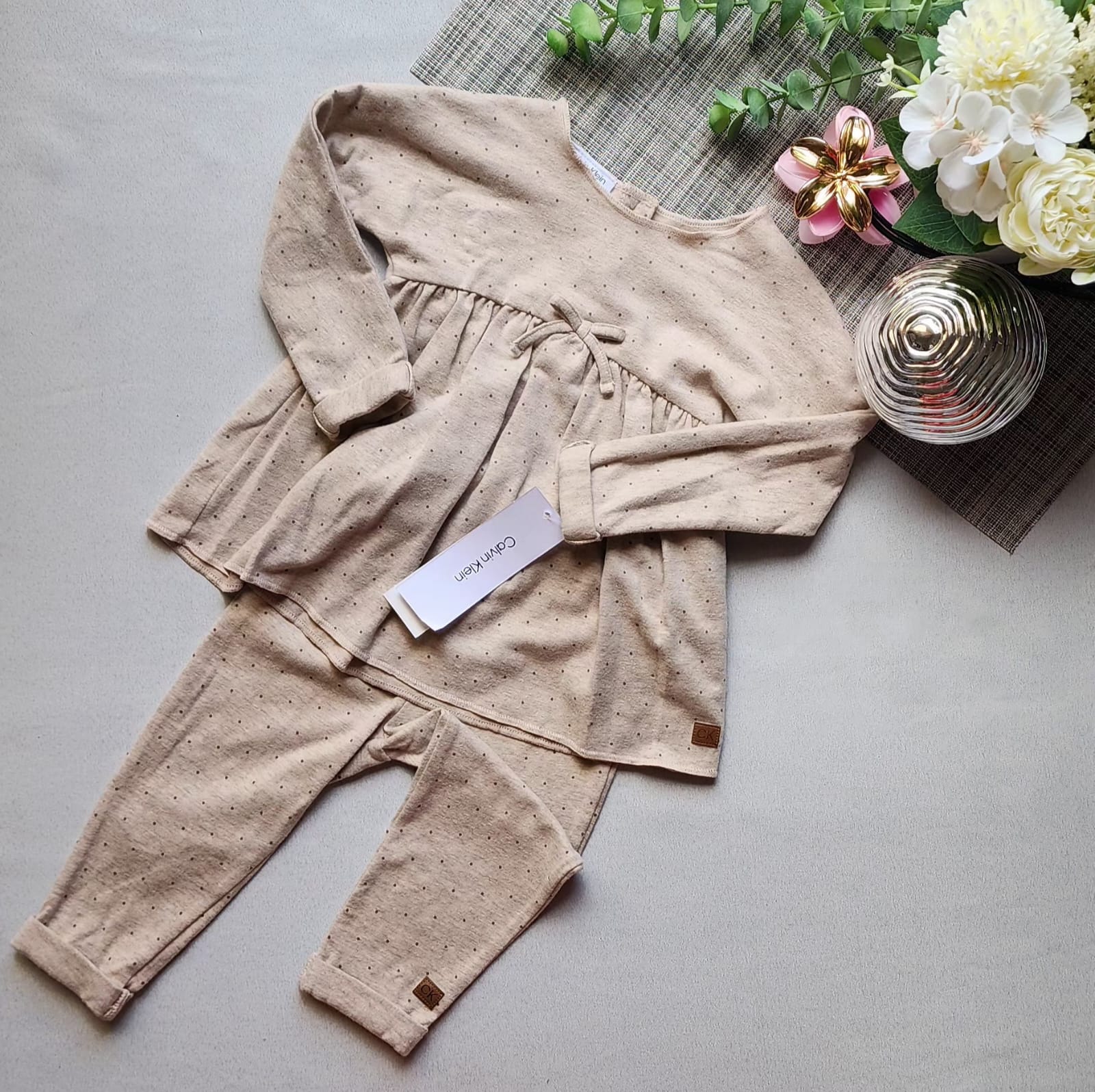 Conjunto Niña Calvin Klein