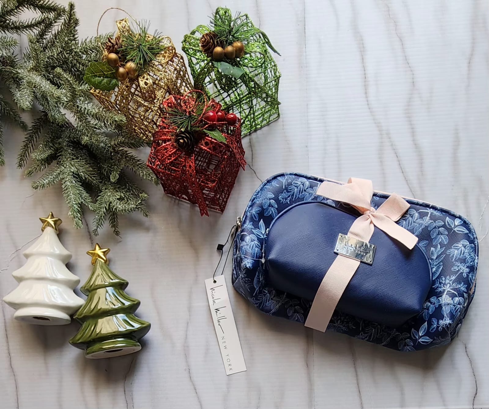 Set de 2 Cosmetiqueras Nicole Miller