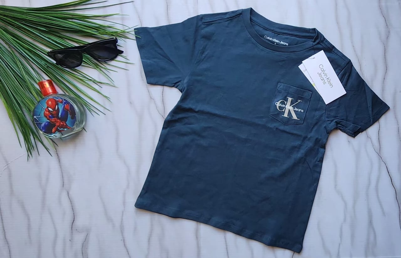 Camiseta Calvin Klein