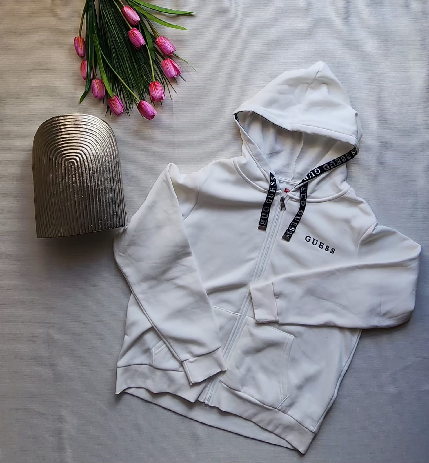 Sudadera con capucha Guess